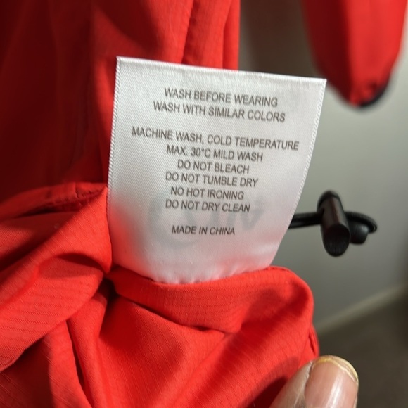 Zyia active Men’s XL red speed jacket - Picture 4 of 8